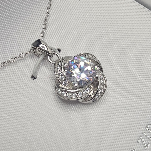 Sterling silver diamond necklace - Picture 5 of 6